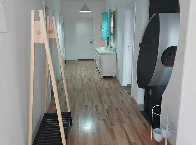 Luna Apartment