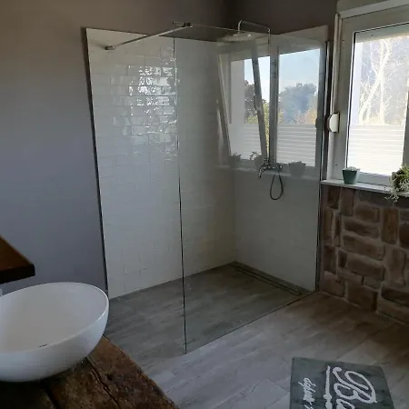 Luna Apartment